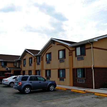 Fair Inn Saint Joseph Exterior photo