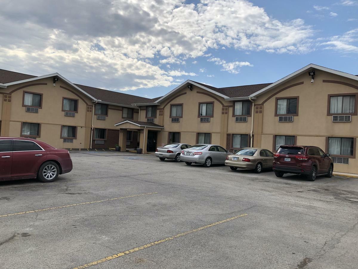 Fair Inn Saint Joseph Exterior photo